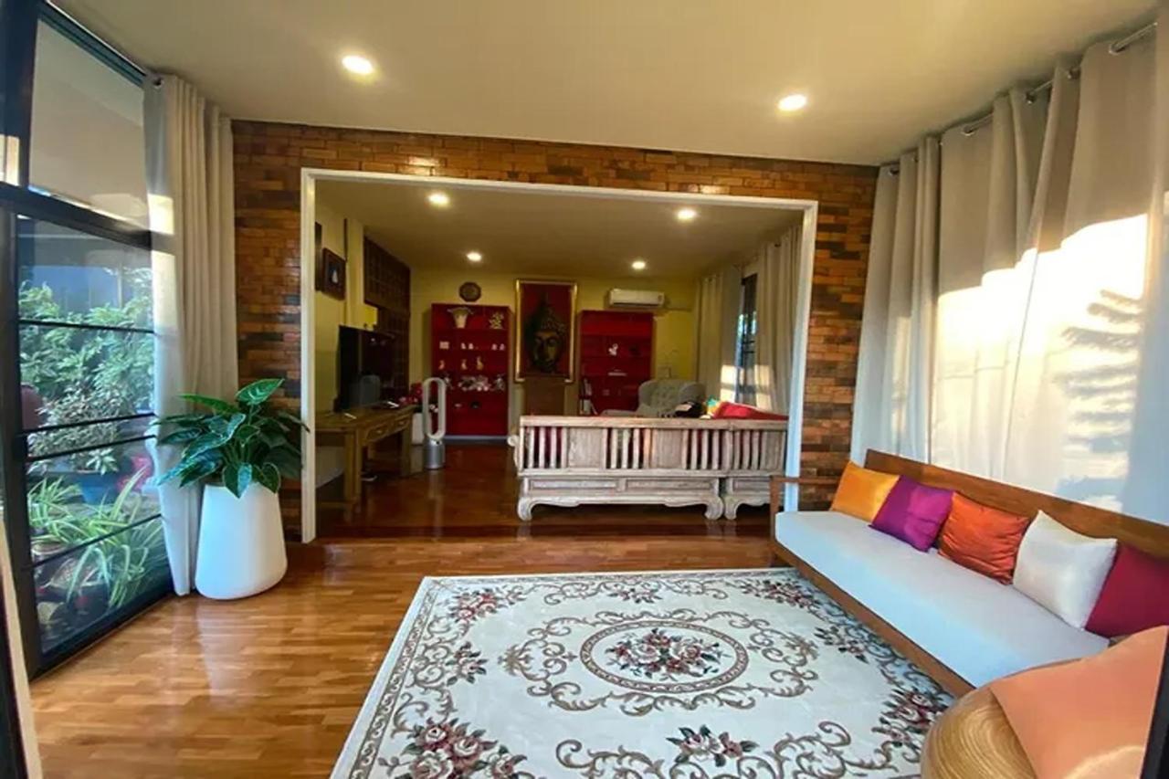 Baan Wang Tarn Villa - Chiang Mai — Photos 1
